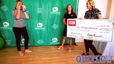 Scholarships Awarded to Support Utah's Single Moms in Education